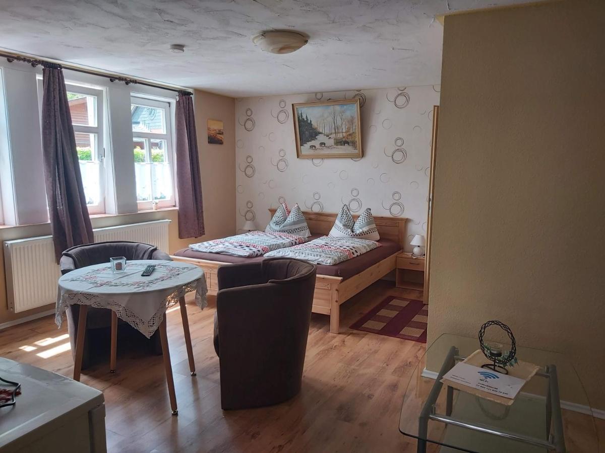 Ferienapartmenthaus Am Rittertor Stolberg  ภายนอก รูปภาพ