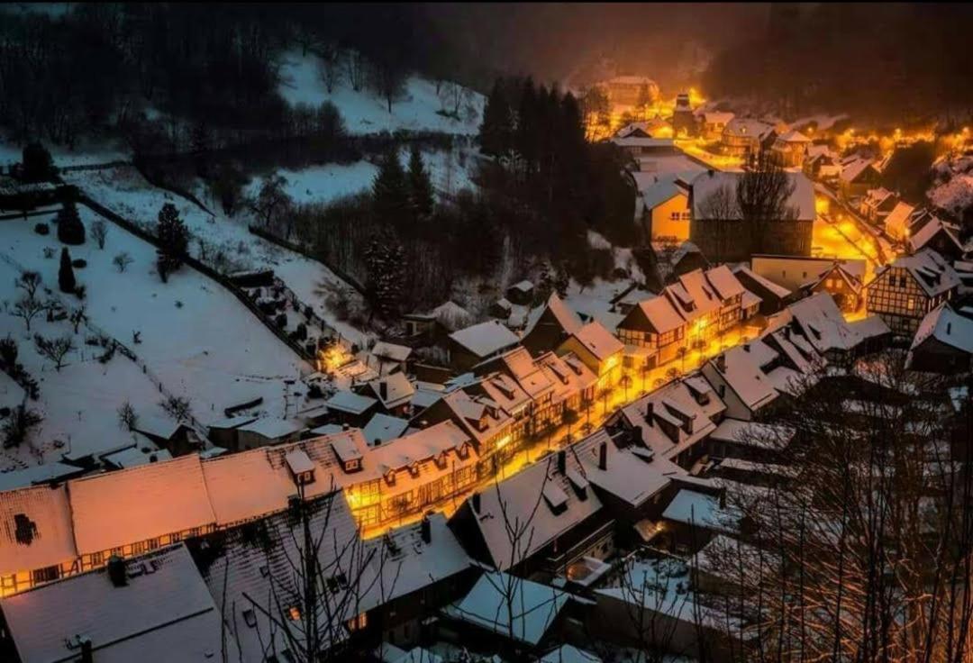 Ferienapartmenthaus Am Rittertor Stolberg  ภายนอก รูปภาพ