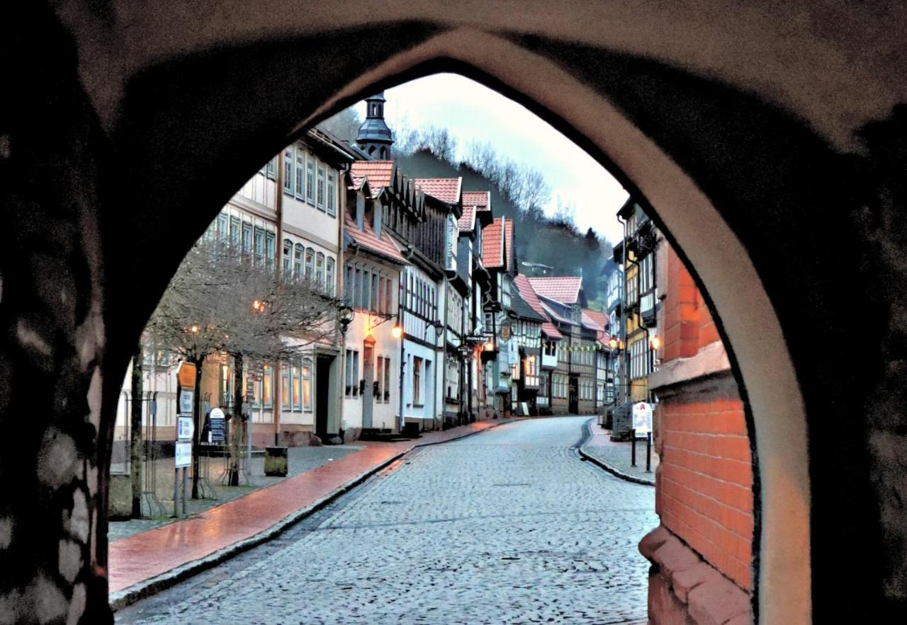 Ferienapartmenthaus Am Rittertor Stolberg  ภายนอก รูปภาพ